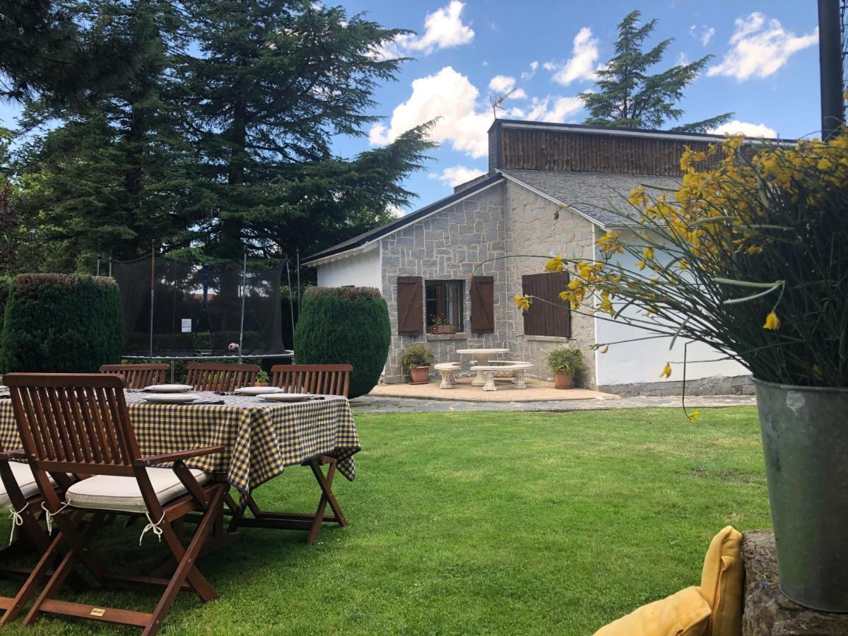 Villa Aurelia - Casa De Campo Con Jardin Y Piscina Entre Madrid Y Segovia Ortigosa del Monte Zewnętrze zdjęcie